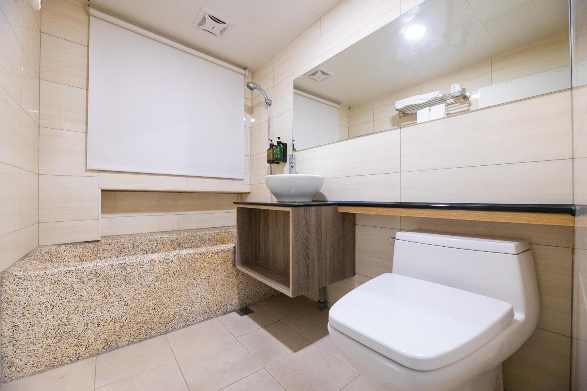 King Hot Spring Hotel Цзяоси Номер фото